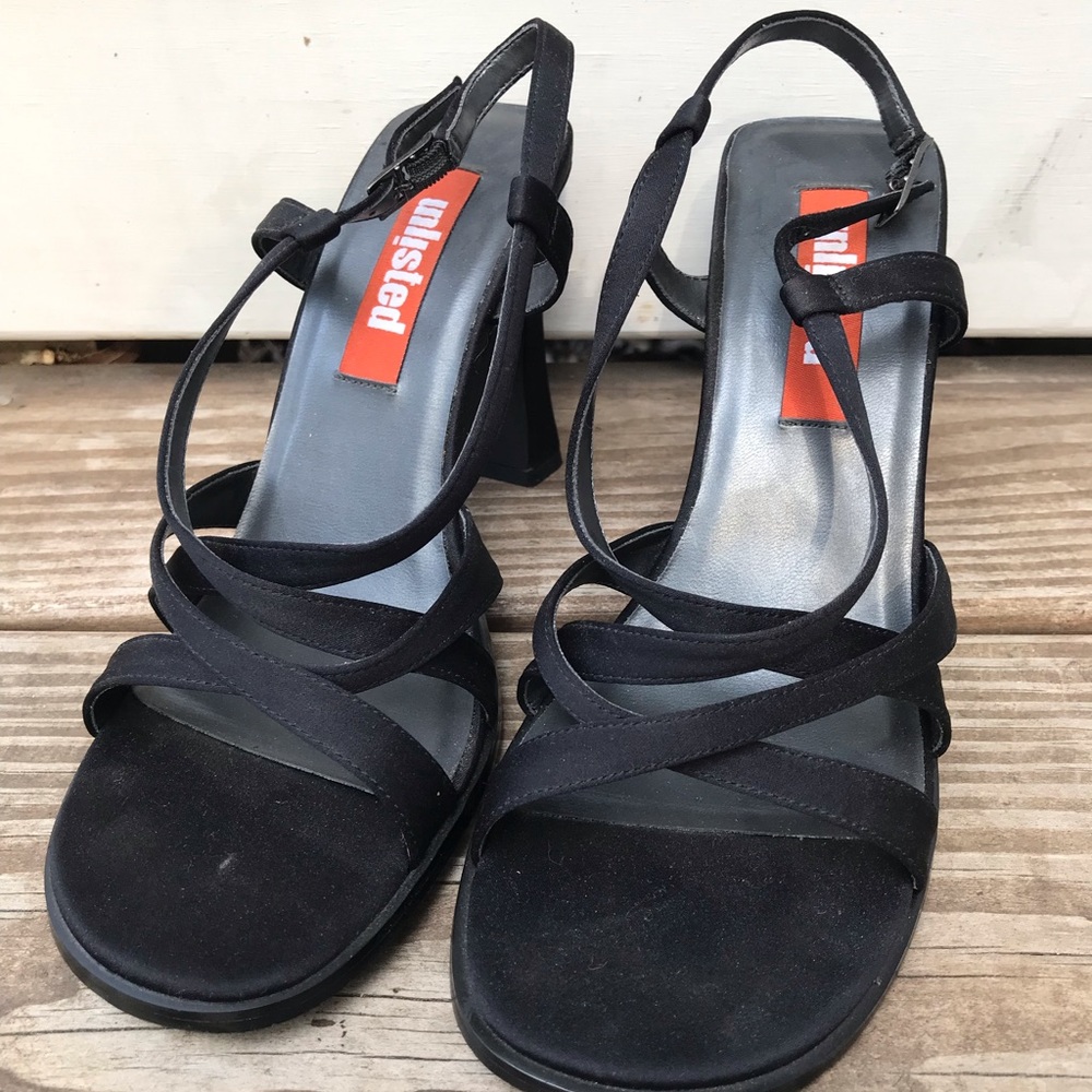 Black strappy dress shoes